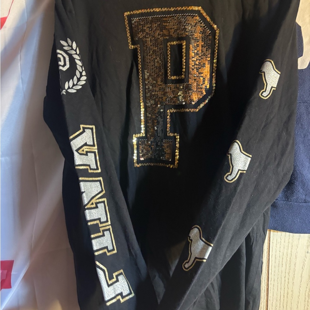 VS PINK Long Sleeve with BEAUTIFUL BLING! Silver glittery dogs & logo on arms!